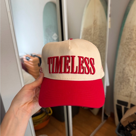 TIMELESS HAT - Picture 3 of 10